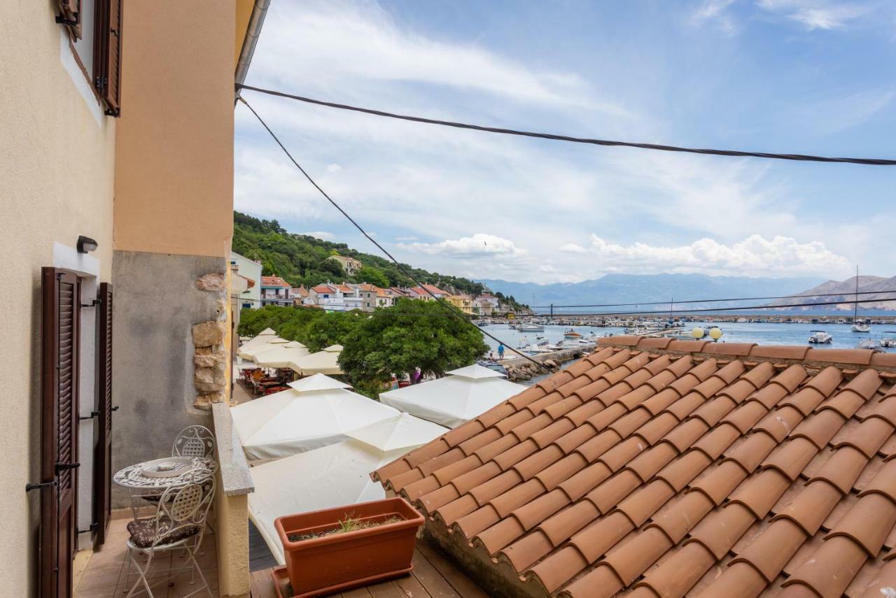 Apartments Riva Baška Esterno foto